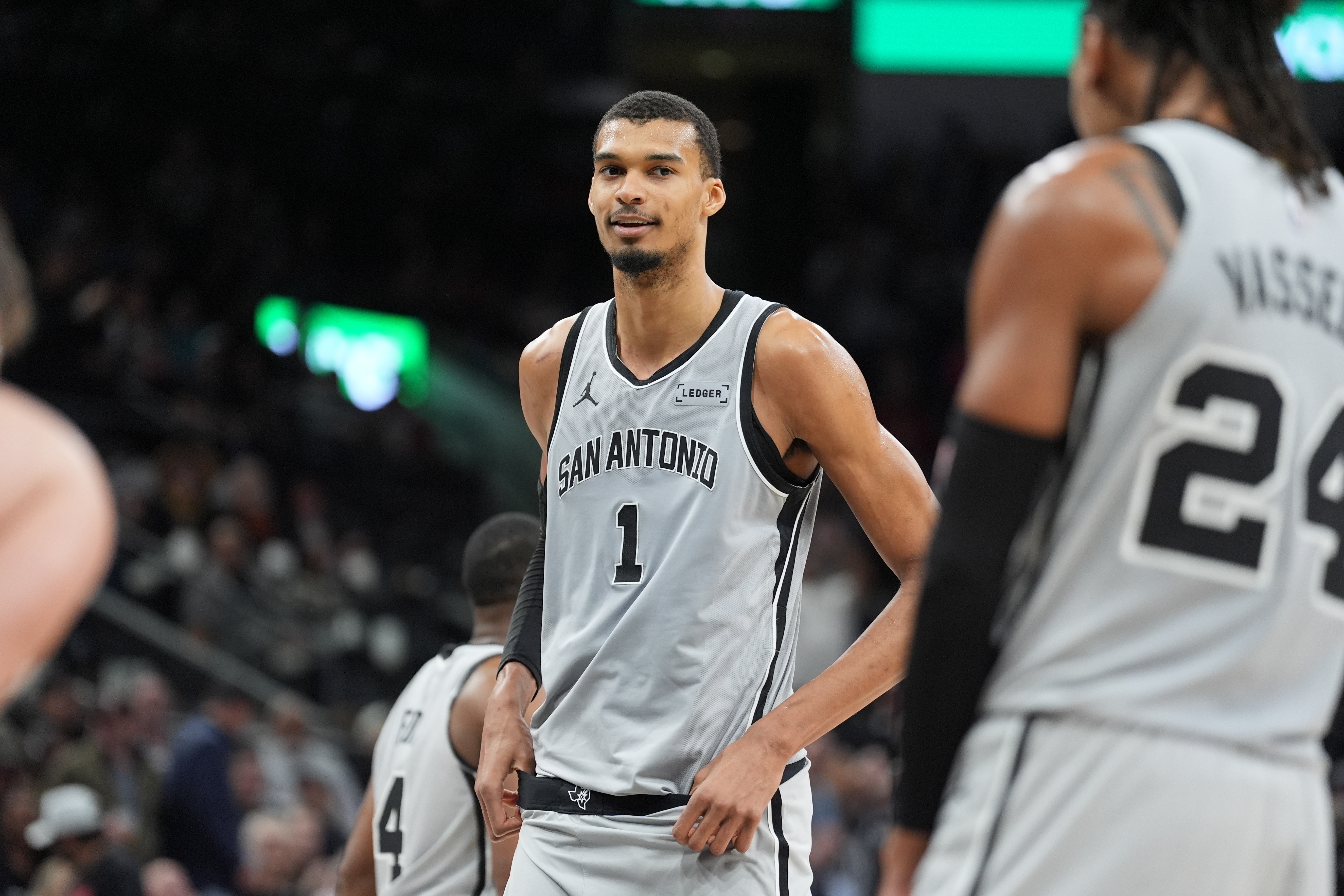 世界杯高清直播-文班：组织能力是我又一个武器 靠牵制力和站位为队友创造空位